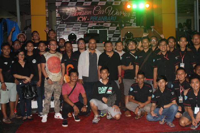 Jufri Zubir Nonton Car Contest dan Dragrace