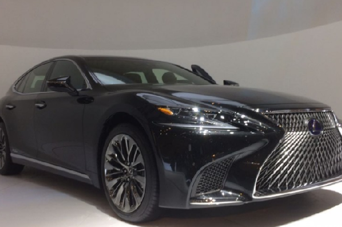 Konglomerat Indonesia Sudah Bisa Pezan Lexus LS 500