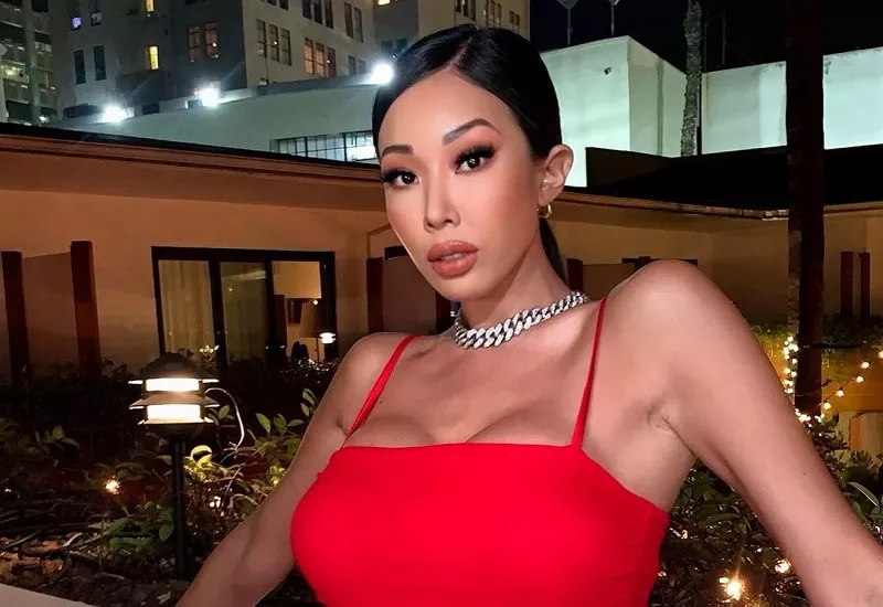 Lima Potret Fashion Stunning Jessi untuk Inspirasi Kamu Pemilik Kulit Tan