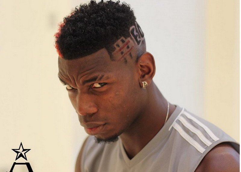 Keren! Jadi Duta Kampanye UEFA, Paul Pogba Rela Cukur Rambut