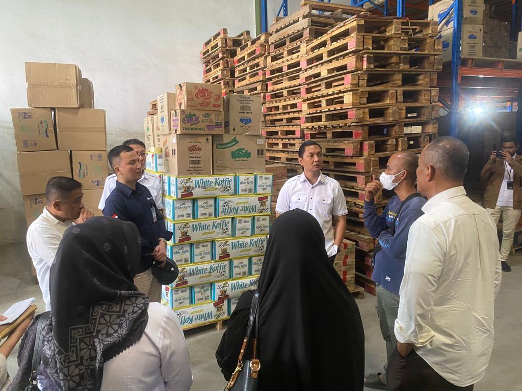 Pastikan Stok Pangan Jelang Pemilu, Polda Riau dan Dinas Perdagangan Gelar Sidak Pasar