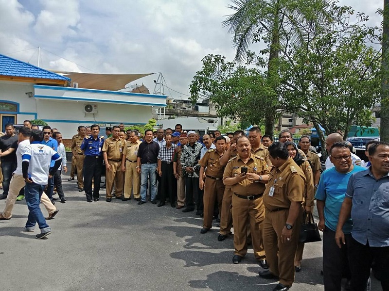 Parah ! ASN Pemko Pekanbaru Ramai-ramai Bolos Jam Dinas Hanya Untuk Sambut Firdaus