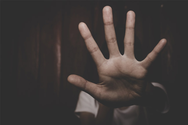 Parah! Baru 3 Bulan Nikah, IL Cabuli Anak Tiri, Istri Histeris Saat Pergoki