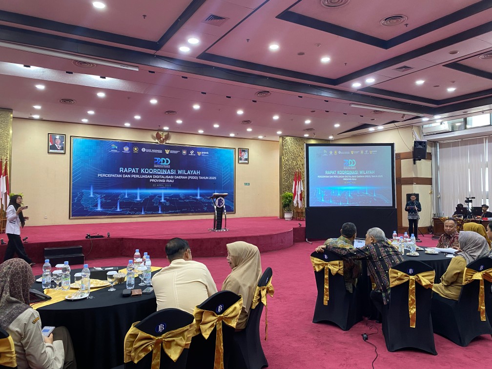 Riau Percepat Transformasi Digital Daerah Lewat Rakorwil TP2DD 2025