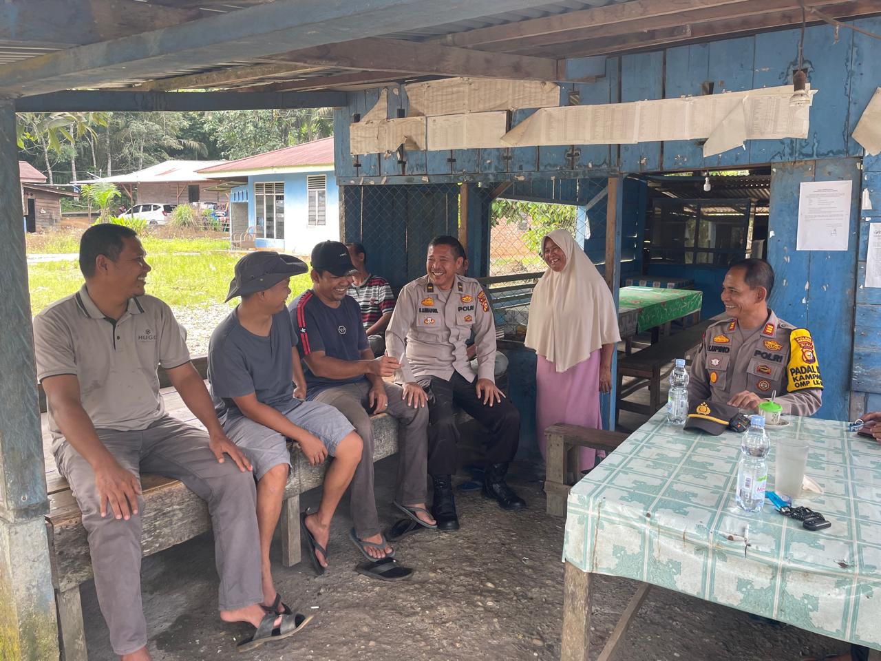 Polsek Tambusai Gelar Jumat Curhat untuk Jaga Kondusivitas Pasca Pilkada