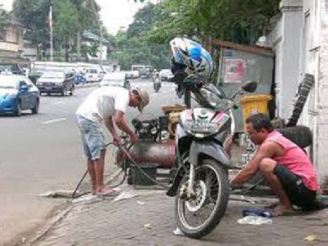 Kasus Ranjau Paku. Samsul Bahri: Jangan Sudutkan Penambal Ban