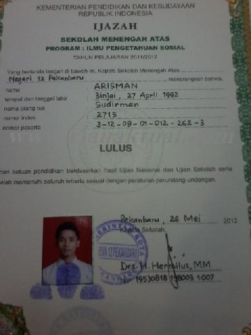 SMAN 12 Pekanbaru Tahan Ijazah Arisman 1 Tahun