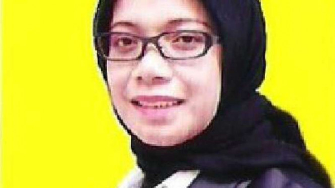 Mengenal Eni Saragih, Bendahara Organisasi Hingga Pengajian