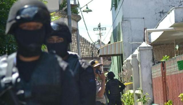 Ternyata Bom Bekasi Aktif, Beratnya Capai Tiga Kilogram