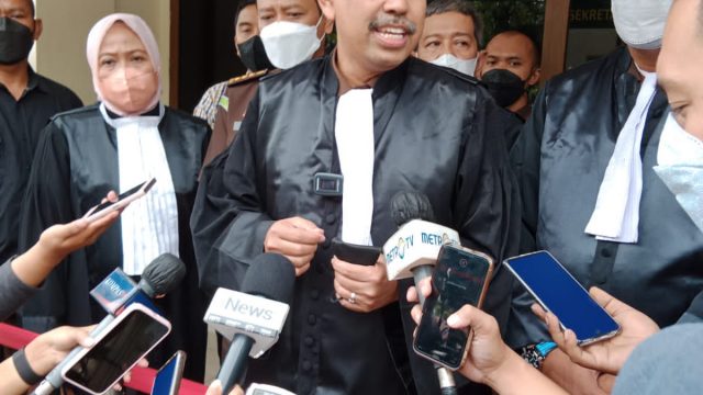 Kajati Jabar Soroti Kejahatan Herry Wirawan Melalui Sekolah, Pokoknya Dituntut Hukuman Mati!