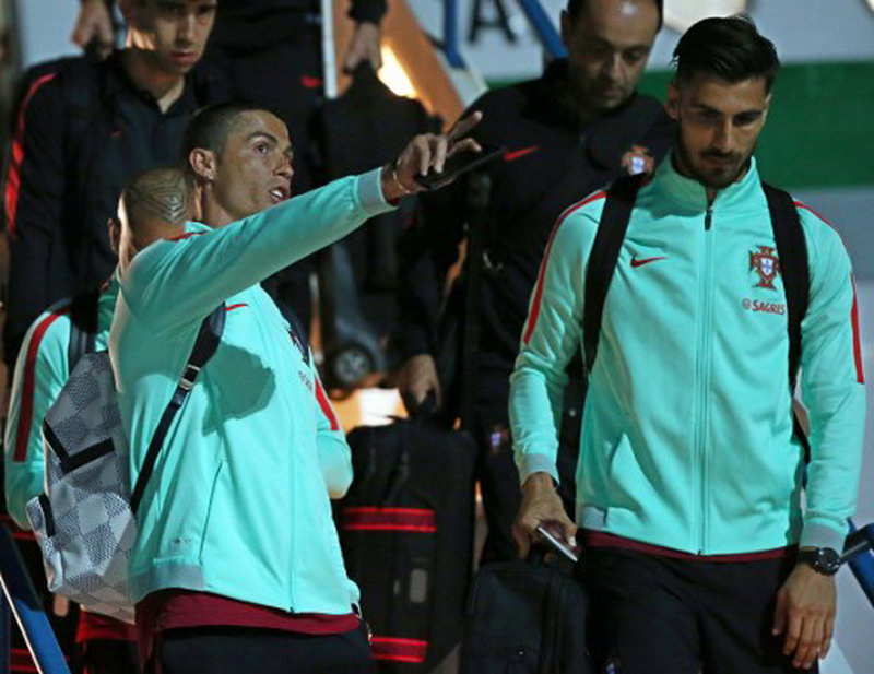 Ronaldo Sebut sang Rekan Ingin Tinggalkan Barcelona