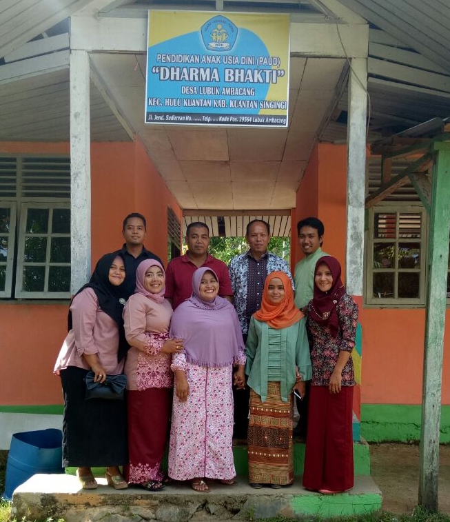 Tim Monitoring Kabupaten Kunjungi PAUD di Desa Lubuk Ambacang