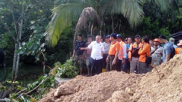 Dewan Kritik Kunjungan Gubri Tinjau Jalan Longsor di Sumbar