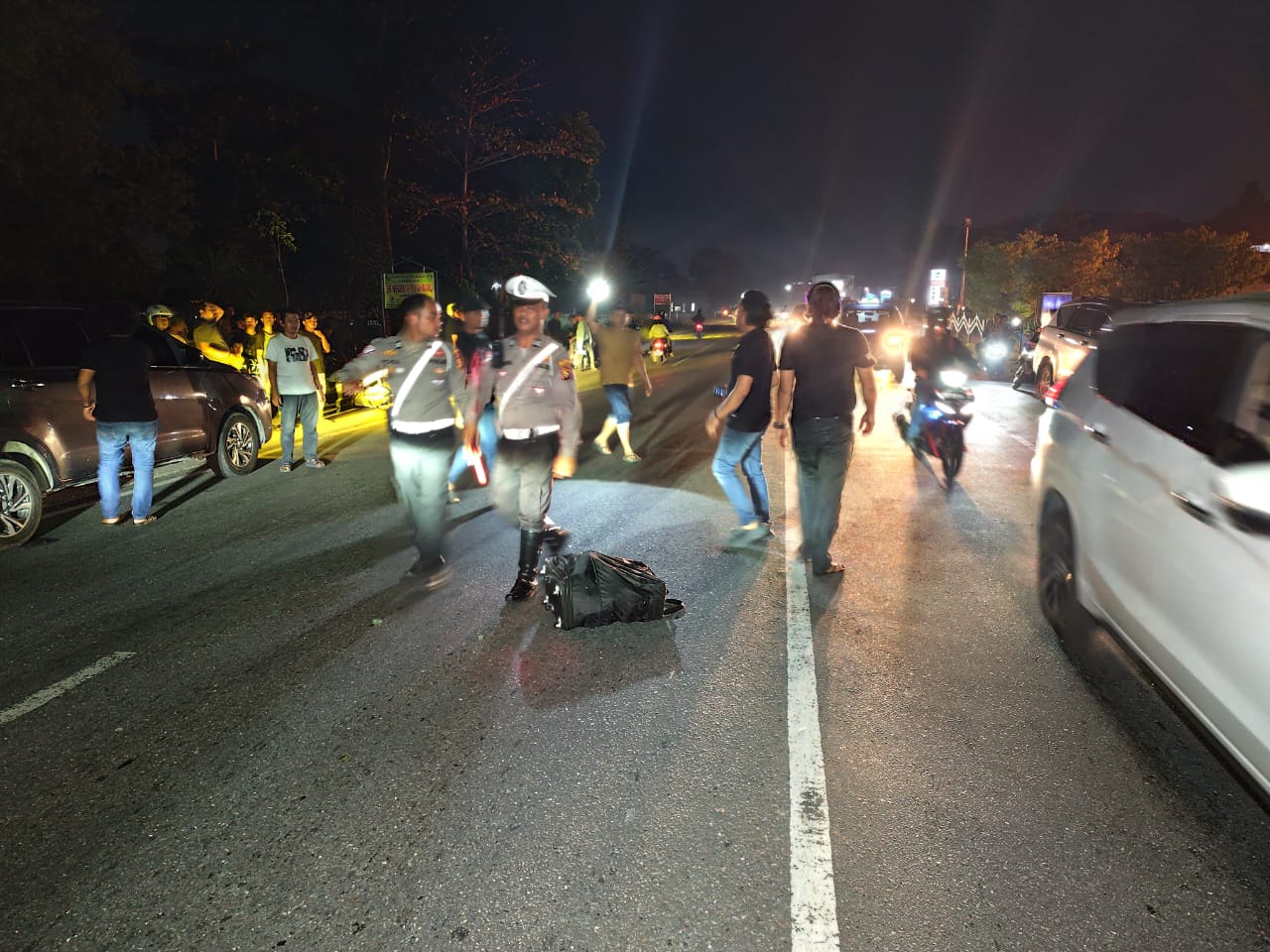 Tinggalkan 25 Kilogram Sabu di Jalan, Bandar Narkoba Dibekuk Polda Riau di Sorek