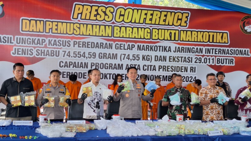 Polda Riau Tunjukkan Aksi Nyata, Amankan 79,65 Kg Sabu dan 30.040 Butir Ekstasi dalam Sebulan