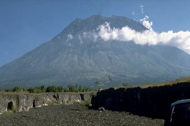 Gunung Agung Berpotensi Meletus Dalam waktu Dekat