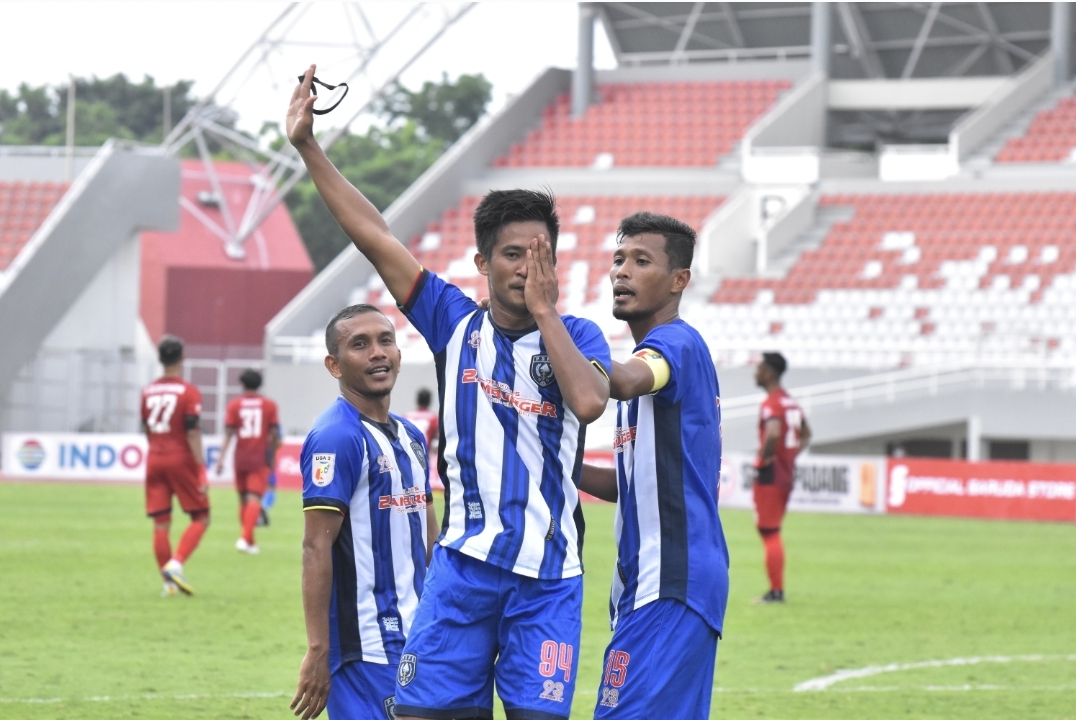 Laga Perdana Grup A, PSPS Riau Versus Semen Padang Imbang