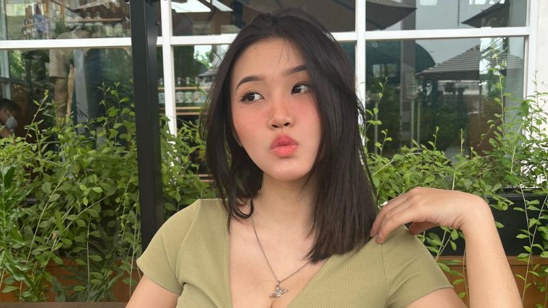 Anastasya Khosasih Pakai Baju Hijau, Netizen: Seger Kayak Mangga