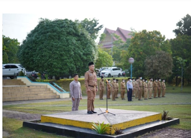 Pimpin Apel Perdana, Ini Pesan Sekda Kuansing Kepada Para ASN