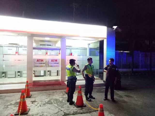 Marak Terjadi Aksi Penipuan, Polresta Pekanbaru Gelar Patroli Dialogis ke Gallery ATM