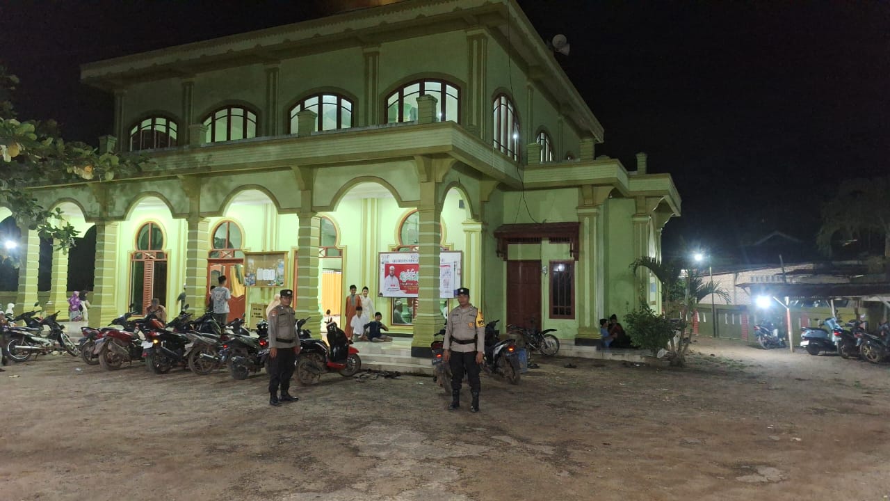 Polsek Bangko Pusako Gelar Patroli Pengamanan Salat Tarawih dalam Operasi Tertib Ramadhan 2025