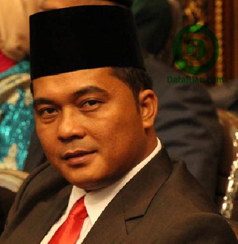 Dewan Desak PLN Pekanbaru Tambah Daya di Kecamatan Payung Sekaki