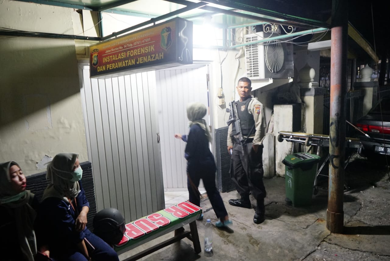 Lempar Bom Pipa, Satu Teroris Tewas