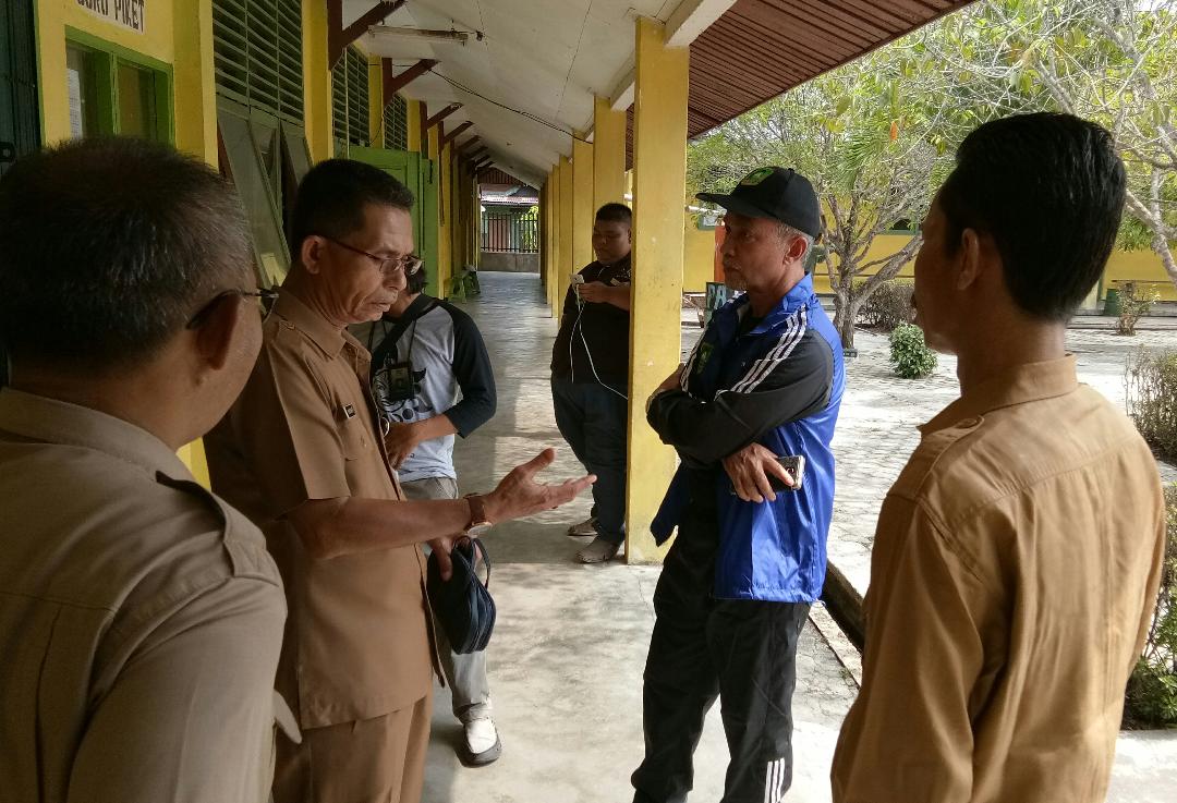 Tinjau Pelaksanaan UNBK Hari Kedua, Wabup Meranti Dapati Pelaksanaan Ujian Berjalan Aman dan Lancar