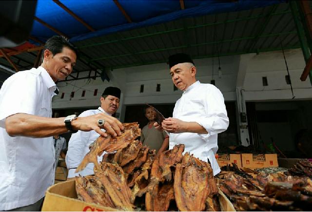Kemarin Gubri Sempatkan Diri Kunjungi Pasar Dewi Sartika Di Duri