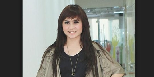 Jadi Istri Jutawan, Penampilan Terbaru Momo Geisha Jadi Sorotan Wajahnya Berubah