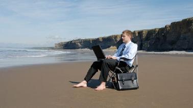 Orang Australia Tetap Bekerja Saat Libur