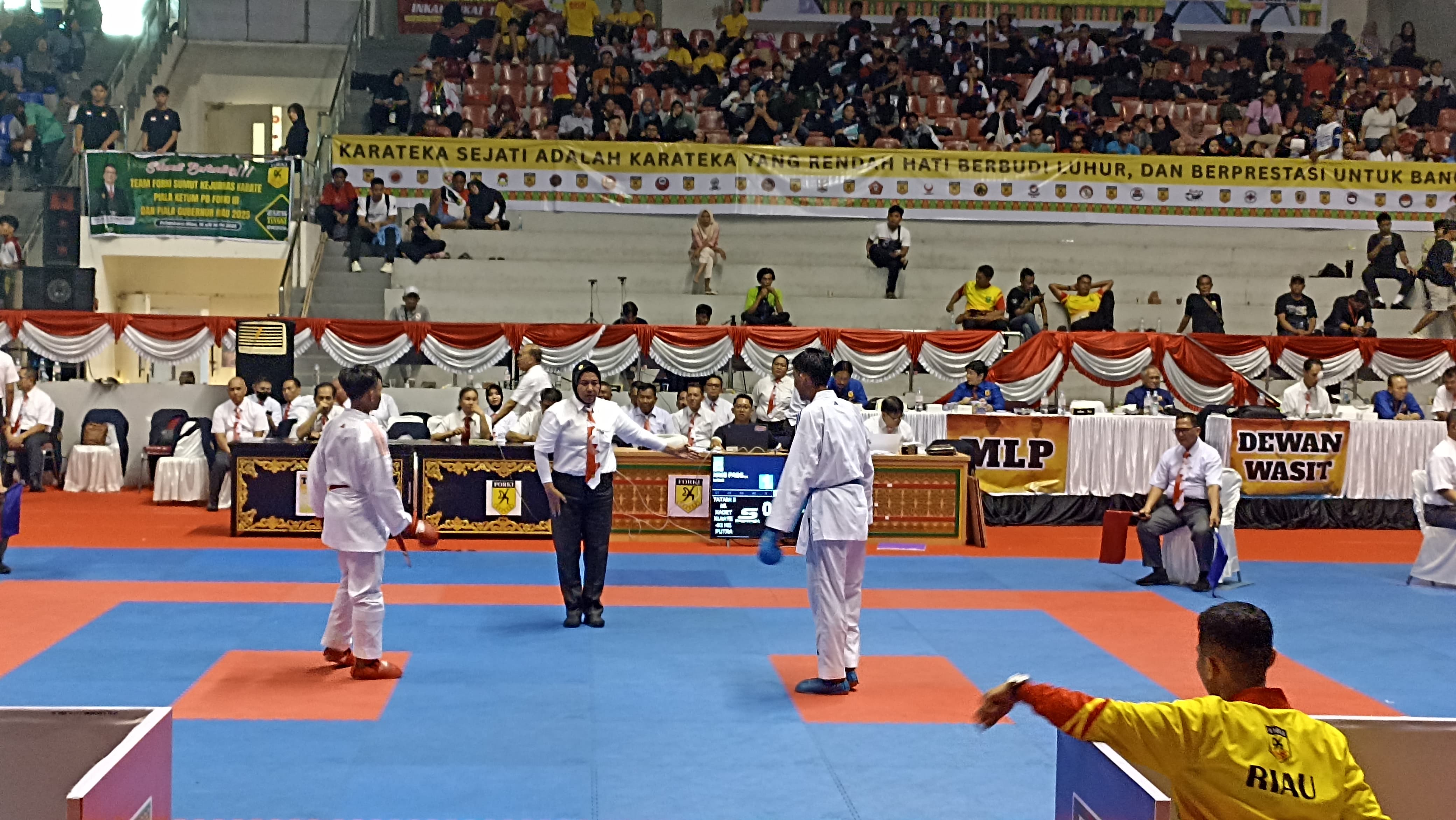Karateka Riau Kumpulkan Dua Mendali Emas di Kejurnas Karate 2025