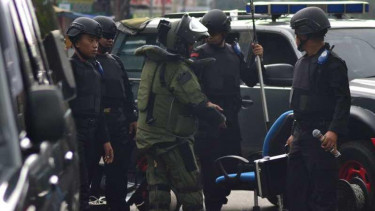 Empat Terduga Teroris Ditembak Mati di Mobil Honda Brio