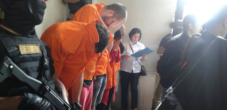 Ini dia ! Milah Karmila Cs Bobol ATM di 64 Negara