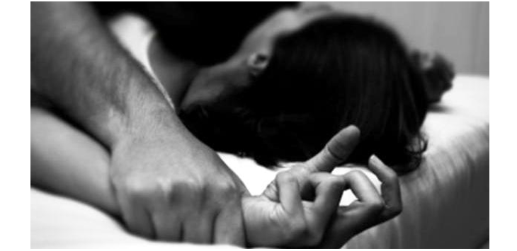 Duh! Kenalan di Facebook, ABG Garap Teman Wanita di Kebon Kosong