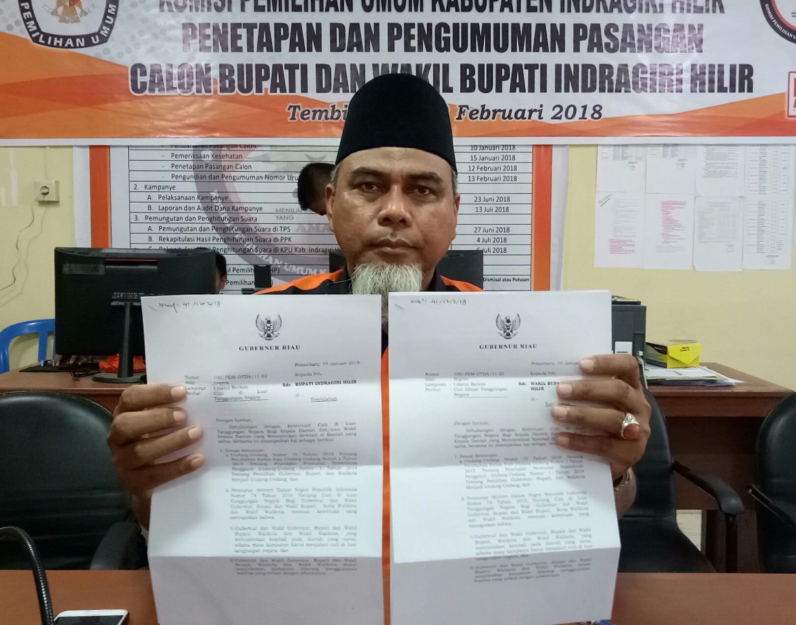 KPU Inhil Terima Surat Cuti HM wardan dan Rosman Malomo