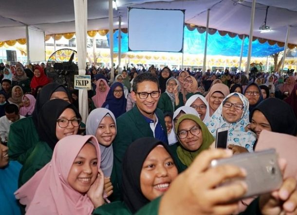 Luar Biasa, Sandiaga Uno Dielu-elukan di Kampus, Ini Tanggapan Berbeda Menristek dan Bawaslu