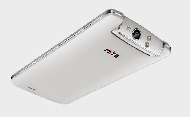 Mito A77 Fantasy Selfie, Memanjakan Selfier Dengan Kamera Putar