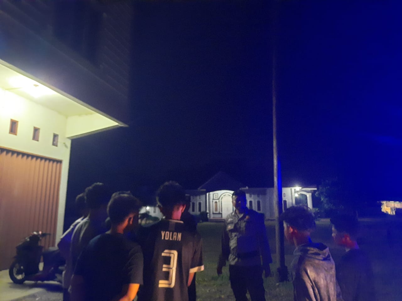Blue Light Patrol Polsek Kemuning, Upaya Cegah Pelanggaran dan Edukasi Pemilu Damai