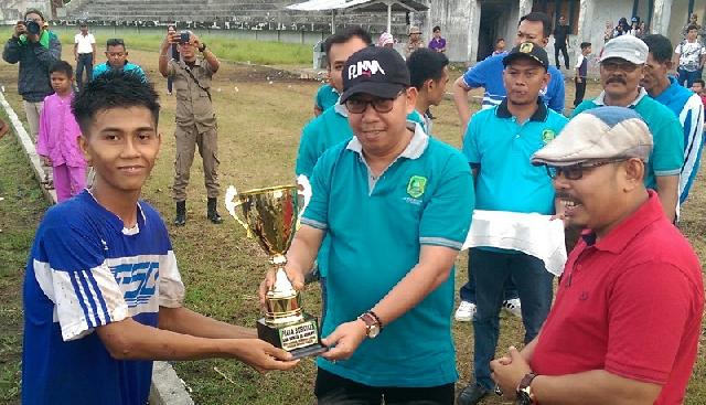 Liga Remaja Kepulauan Meranti Ditutup, Tebing Tinggi Barat Juara..!!!