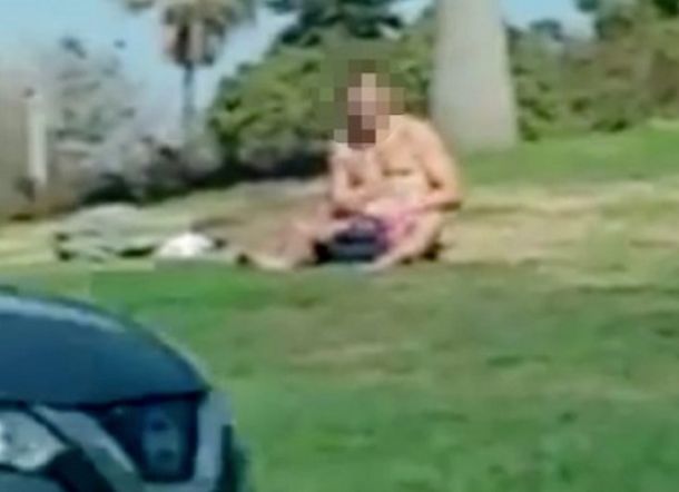 Pasangan Ini Bercumbu di Pinggir Jalan, Lalu Lintas ke Bandara Macet