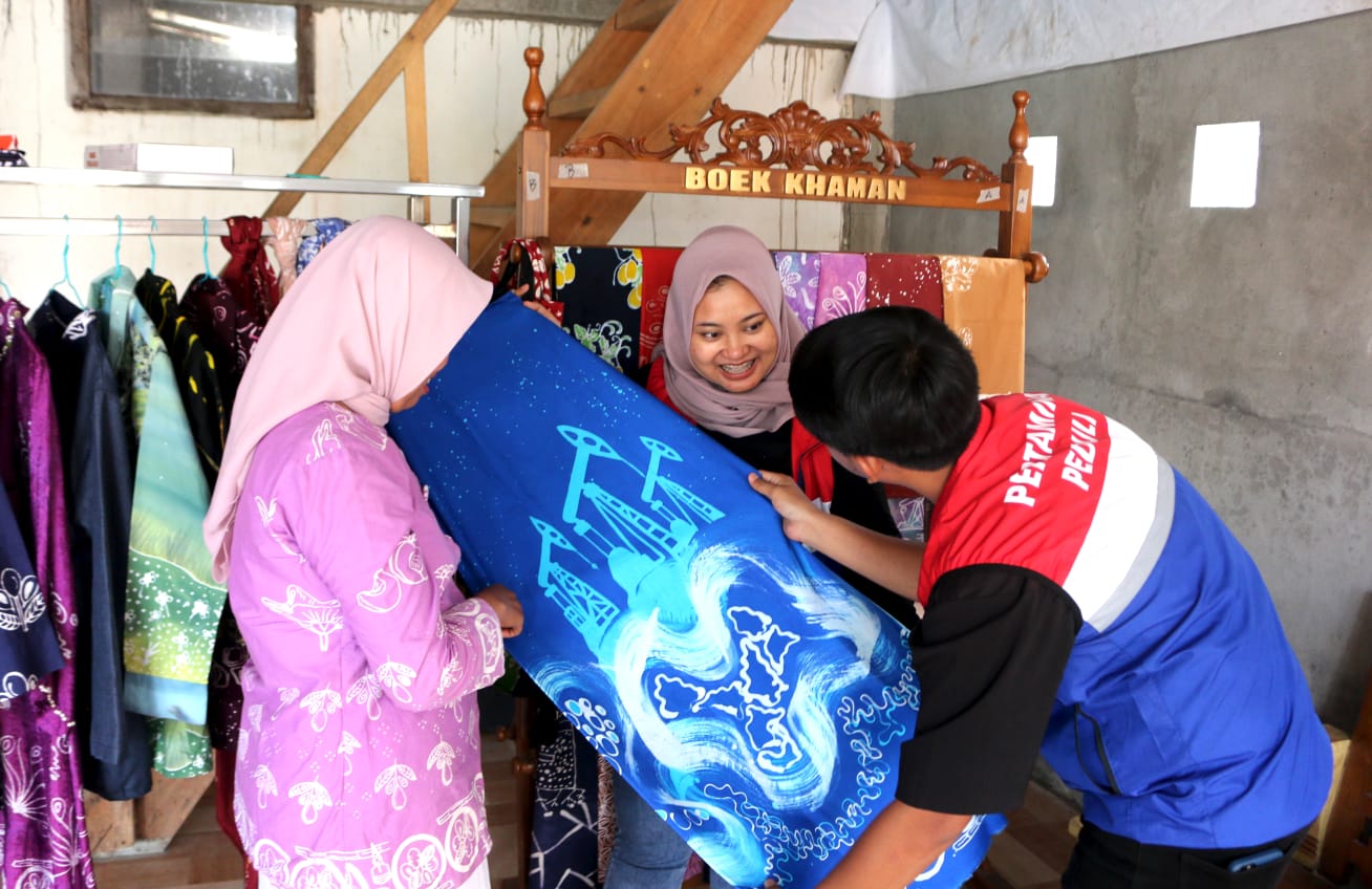 Hari Batik Nasional, Komitmen PHR Berdayakan Masyarakat dan Lahirkan Batik Khas di Tanah Sumatera