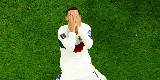 Pelatih Portugal Tidak Menyesal Cadangkan Cristiano Ronaldo
