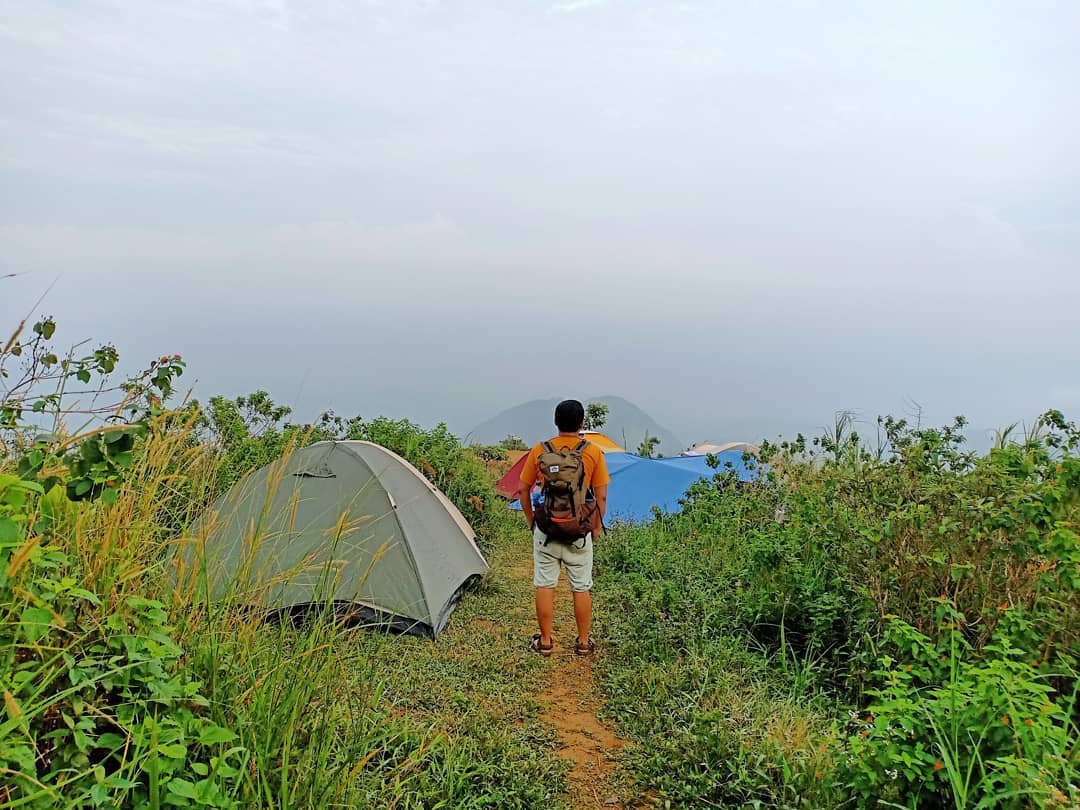 Pendakian Gunung Kuta, Bonus Bukit Wanapa dan Terasering di Bogor