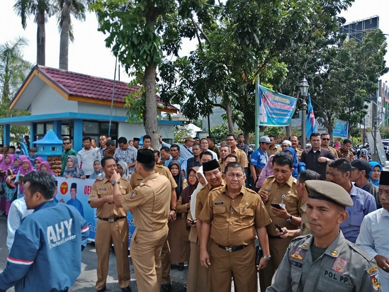 Bawaslu Riau Sebut Walikota Pekanbaru Tidak Etis Adakan Syukuran Rekomendasi Parpol di Rumah Dinas