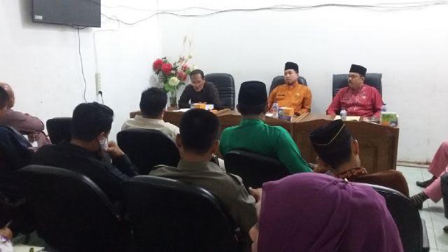 Disnakertans Adakan Rapat Bersama Dewan Pengupahan