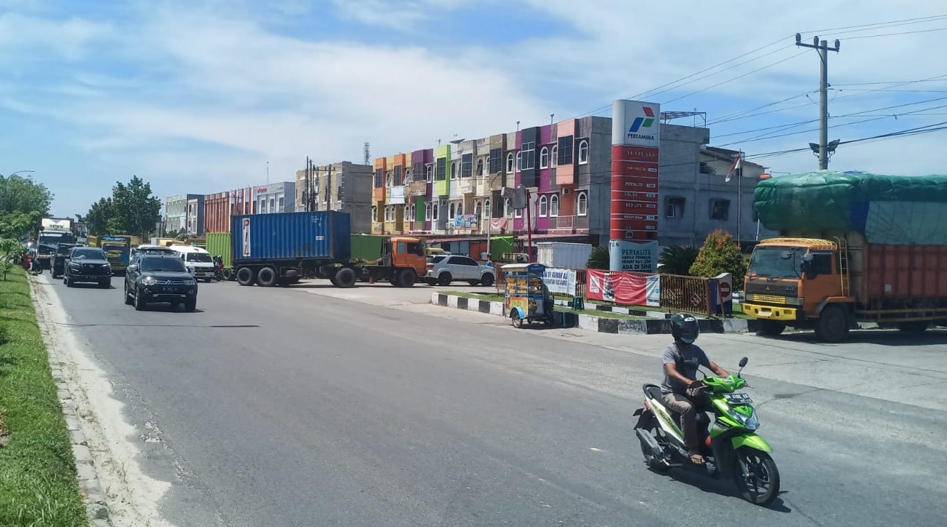 Ironi Negeri Penghasil Migas