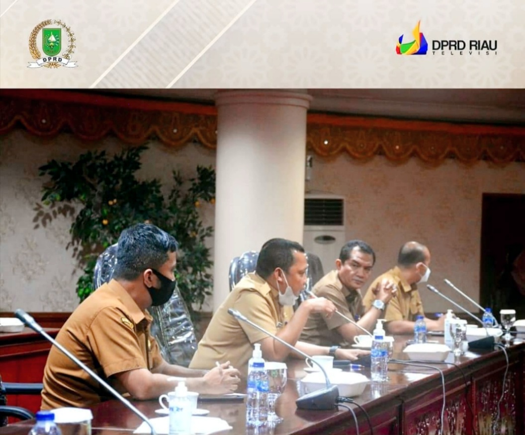 Sekretaris DPRD Riau Pimpin Rapat Internal