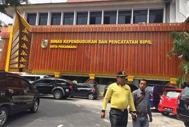 Sejak Pindah ke MPP Pekanbaru, Disdukcapil Layani 600 Warga Sehari