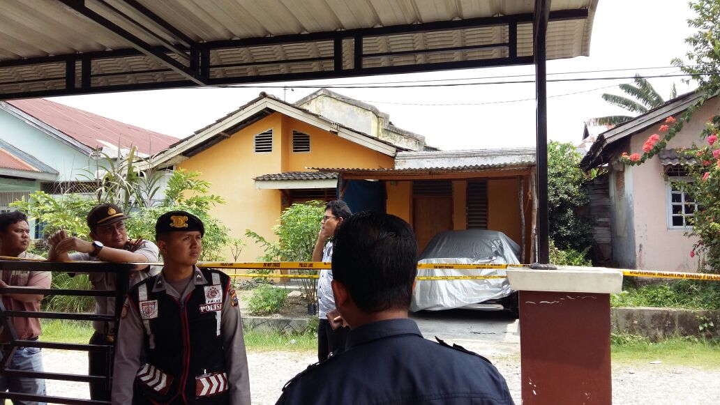 Istri Terduga Teroris BST Yang Tertangkap di Riau Ternyata Tengah Hamil